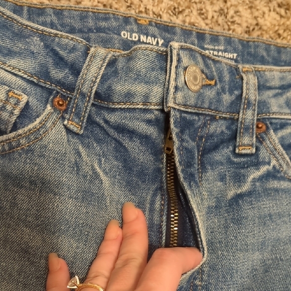 Old Navy O.G. high rise medium blue distressed straight leg jeans - Picture 4 of 7